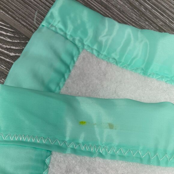 Vintage Riegel Teddy Beddy Bear Crib Blanket Green Trim 100% Polyester 36x45" - Picture 10 of 12